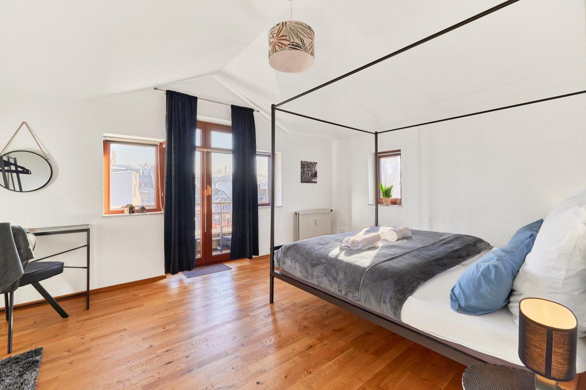 Traumferienwohnung Domblick I Parkplatz Inklusive I Zentral Gelegen I Altstadtnaehe I Netflix Limburg an der Lahn Exterior photo
